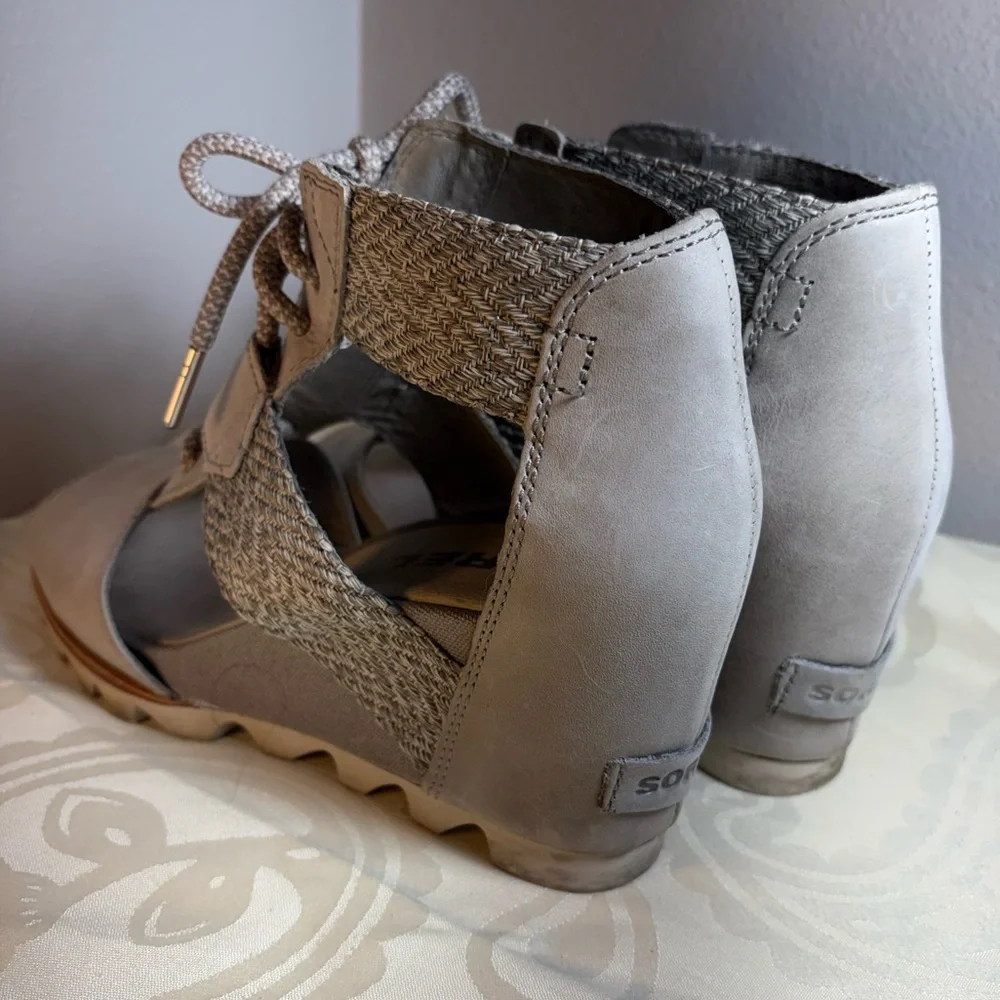 Sorel Women's Joanie Lace Wedge Sandals.